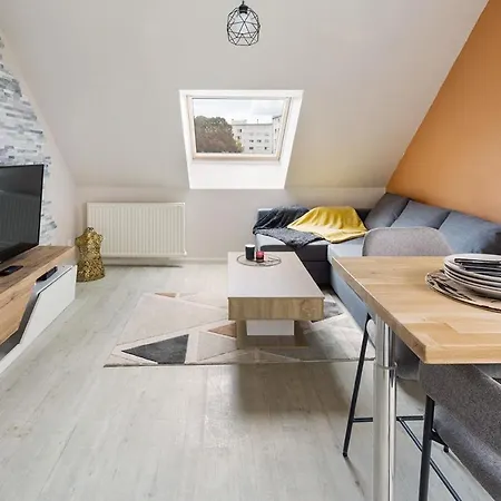 Bright Well Located In Apartament